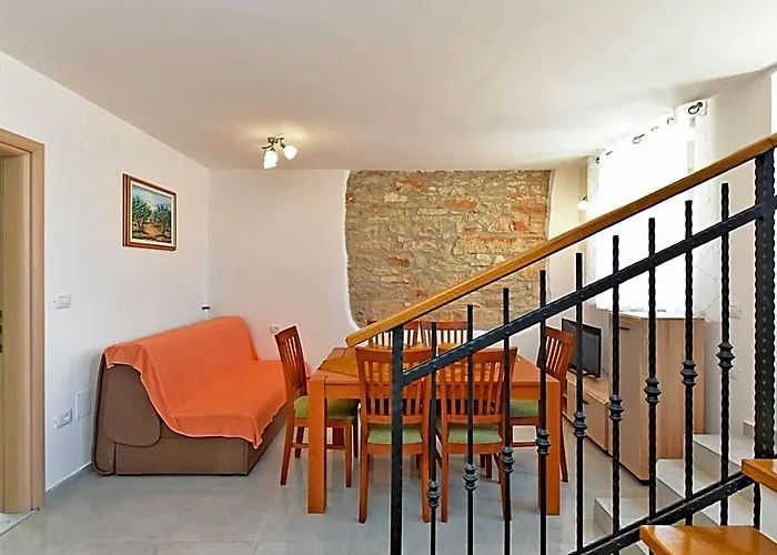 House 1735