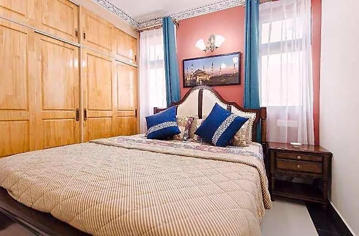 Blue Rawal Tourist Residence