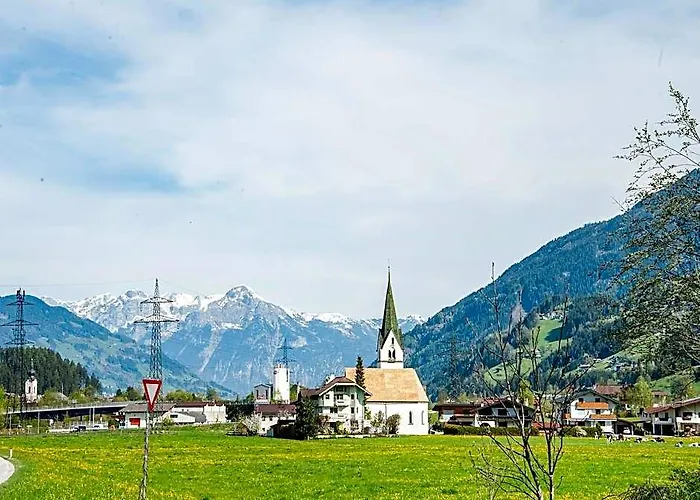 Apartment In Hainzenberg Near Ski Slopes