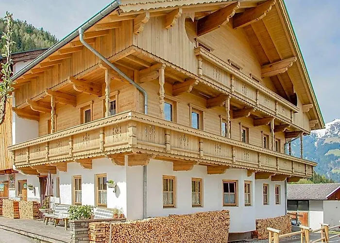 Apartment In Hainzenberg Near Ski Slopes
