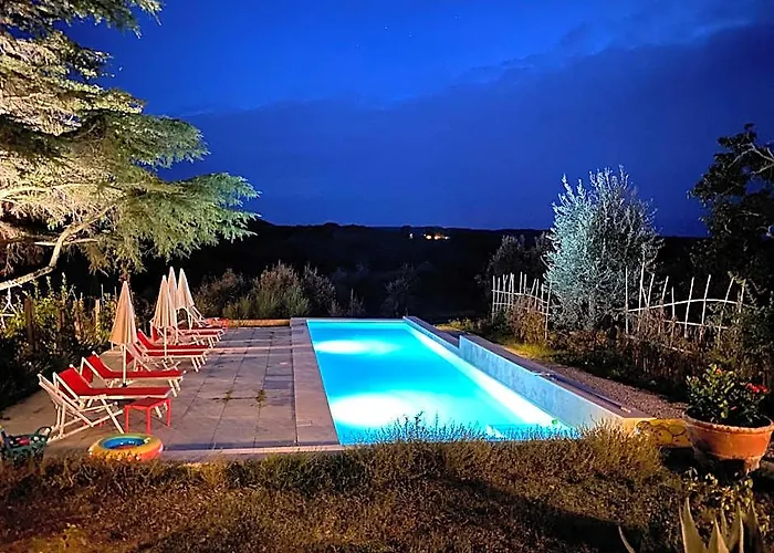A Path Of Relaxation And History Between Vineyards And Olive Trees - 6 Pax
