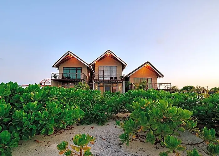 Araaik Beach Village