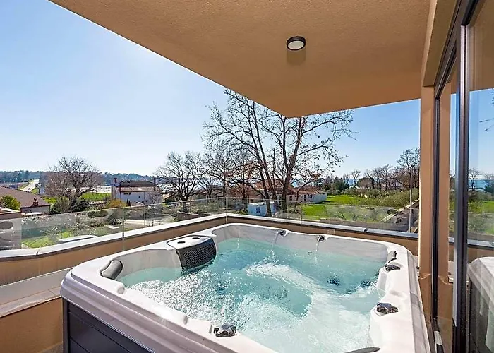 Apartment In Istria With Sea View Bubble Bath
