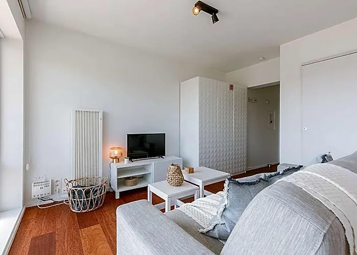 Bright Studio Just Steps From The Beach