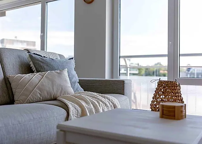 Bright Studio Just Steps From The Beach