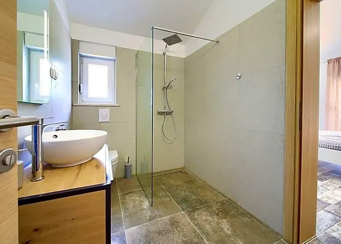 Lu Comfortable Holiday Residence
