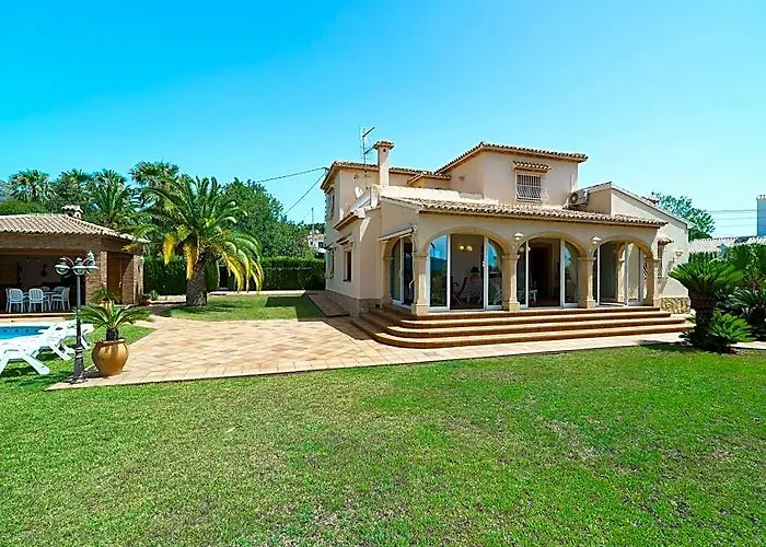 Cantallops - Villa With Private Pool. Free Wifi