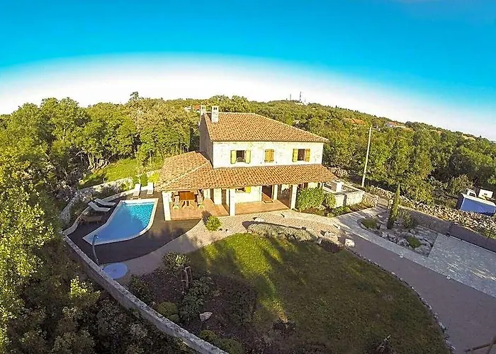 Mediterana Comfortable Holiday Residence