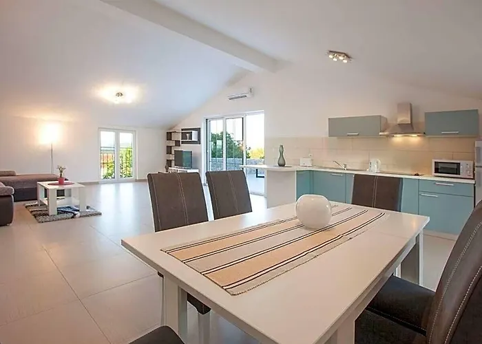 Sky Comfortable Holiday Residence