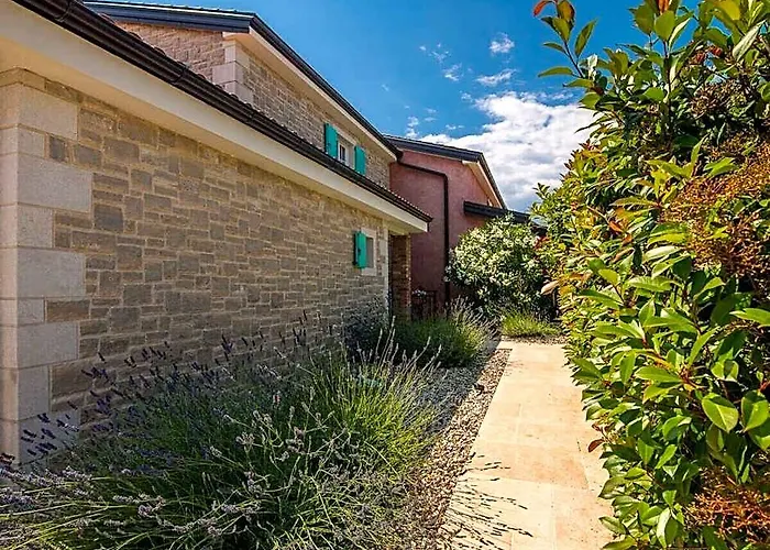 Linna Comfortable Holiday Residence