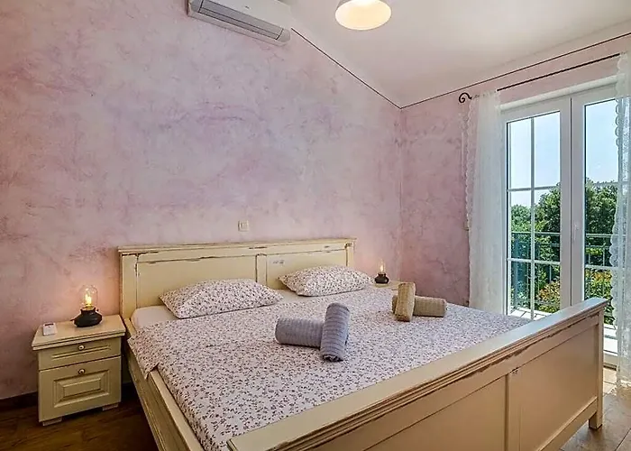 Linna Comfortable Holiday Residence