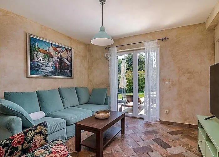 Linna Comfortable Holiday Residence