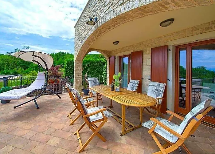 Maya Comfortable Holiday Residence