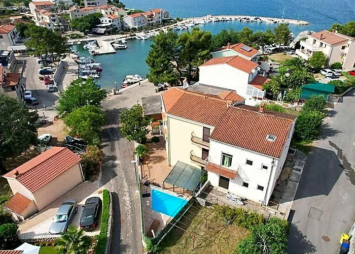Amoretta Comfortable Holiday Residence