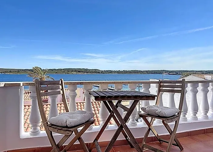 Roca Fornells, Vistas Al Mar En Fornells F98