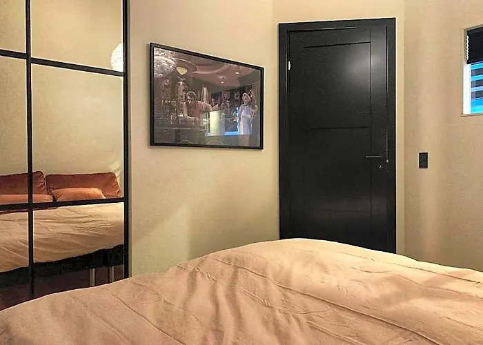 Lonin Apartments