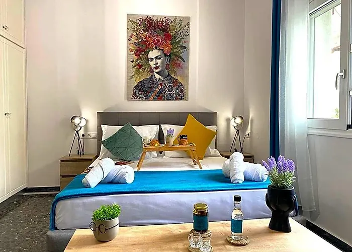 Artzy Petit Apartment