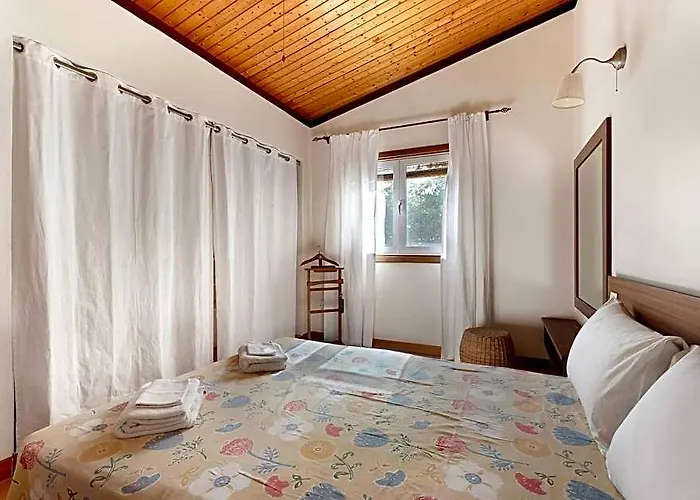 La Calabacera Casa Amarilla