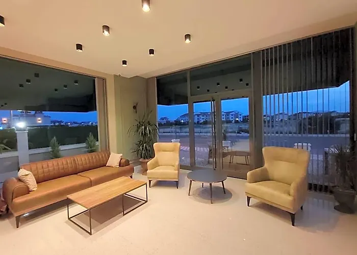 The Brothers Suit Otel