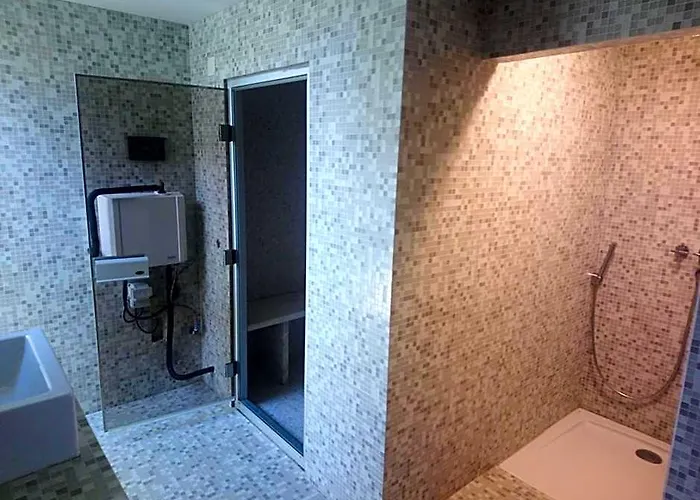 L' Orangerie Villa With Indoor Pool & Turkish Bath