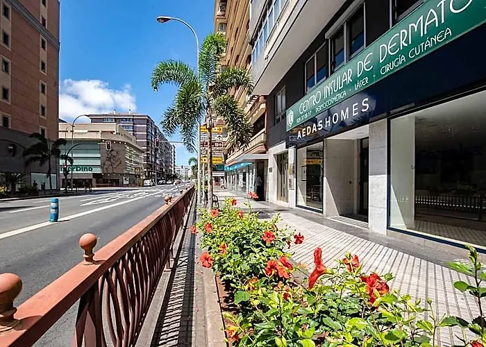 Triana City Center With Incredible Sea Views