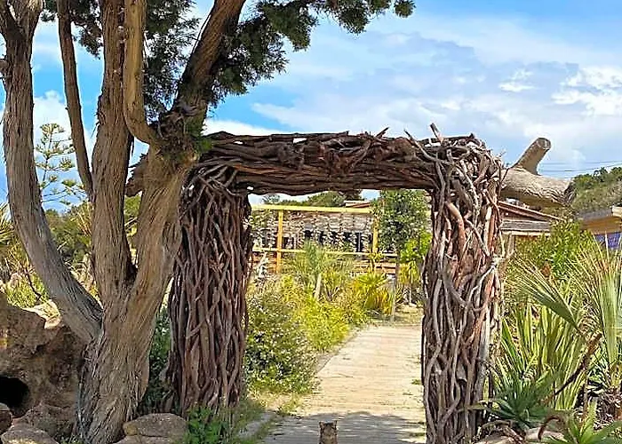 * Romantic Getaway In Corsica *