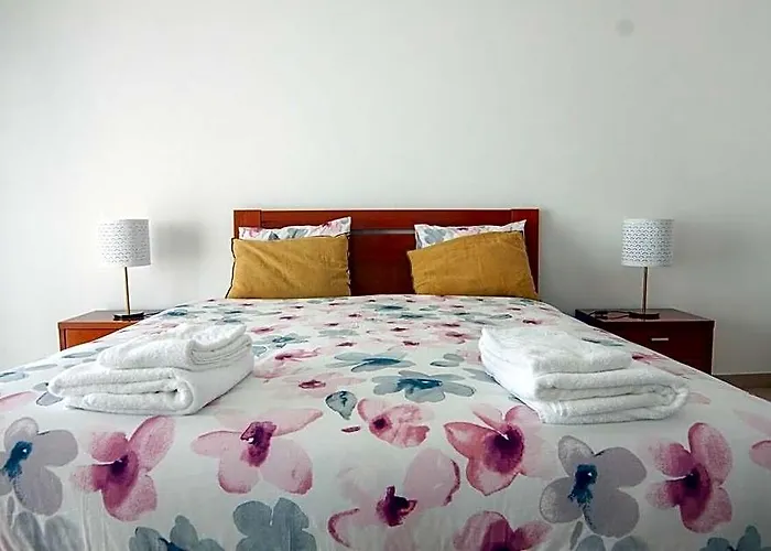 Intune Peniche Property