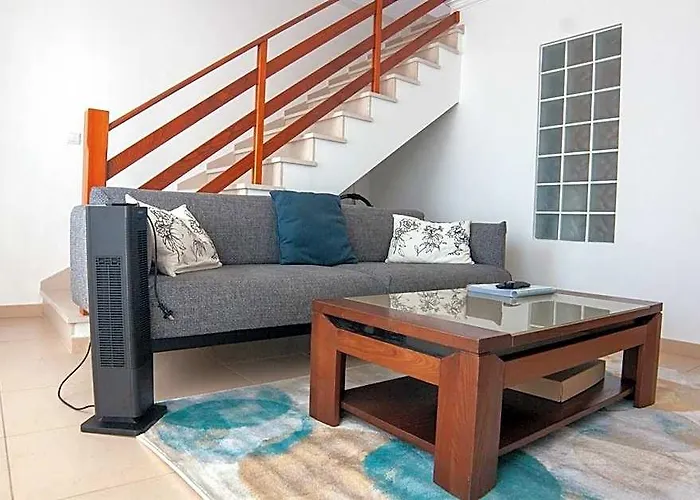 Intune Peniche Property