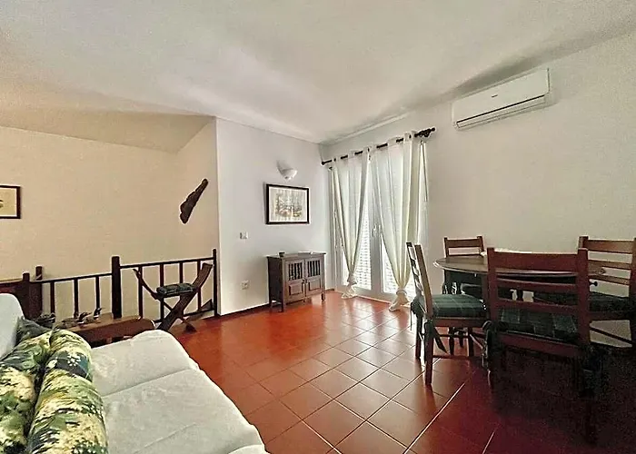 Praia Do Carvoeiro 1Bedroom Duplex Beach Apartment