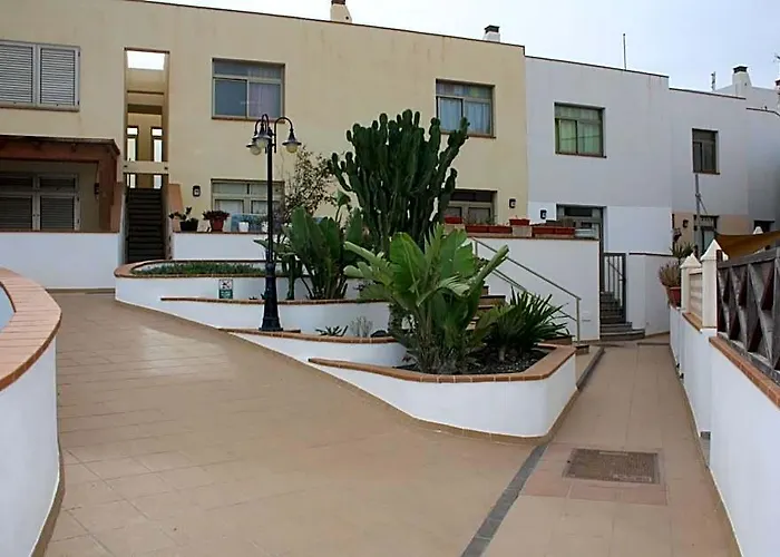 Bravos Apartment Cotillo 4