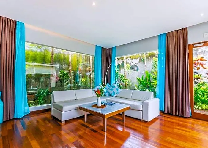 Luxury 3 Bedroom Private Pool Villa Jimbaran Ne07A