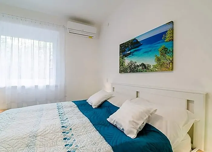 Menorca Family Apartman