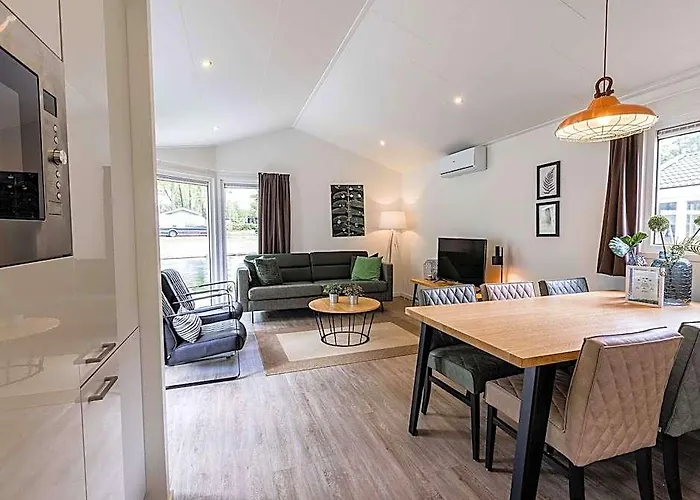 Chalet In A Holiday Park Park De Veluwe