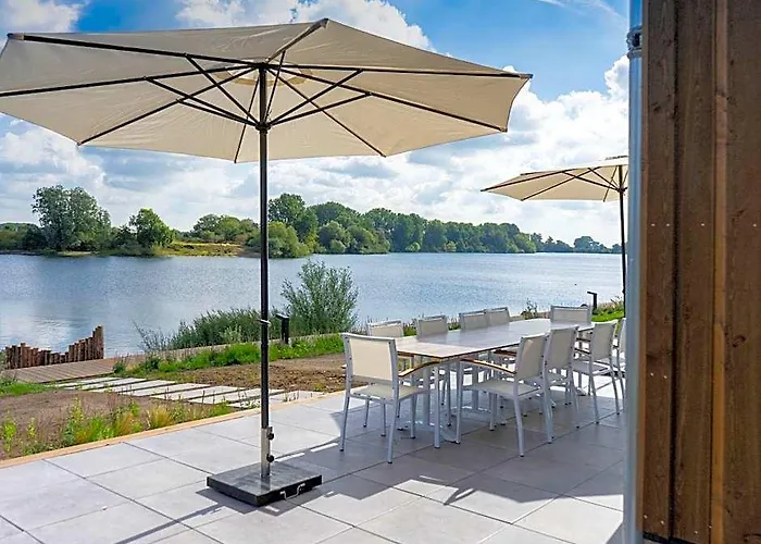 Tidy Chalet With Dishwasher, Near The River Maas