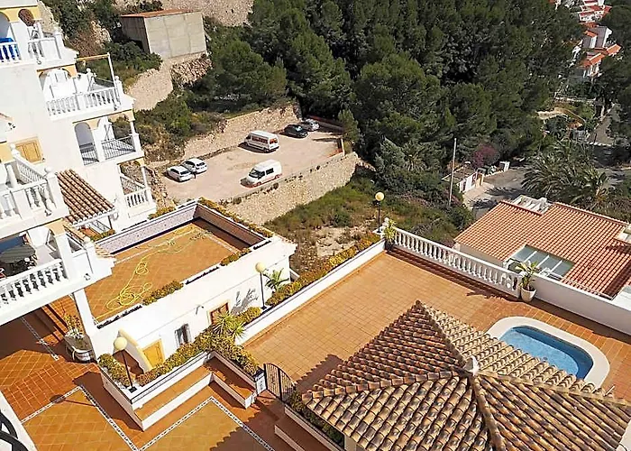 Apartment With Panoramic Frontal Sea Views