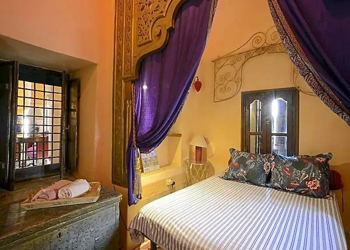 Riad Dar El Caid - Palais XIII Century