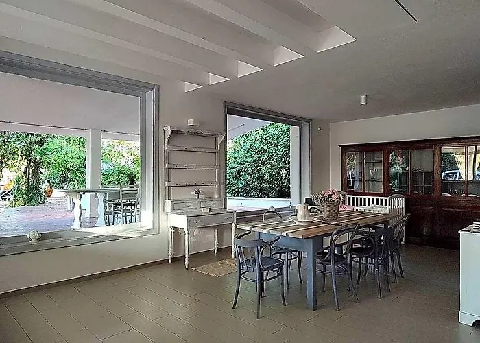Villa Angela | 6 Rooms, Pool, Garden And Bbq