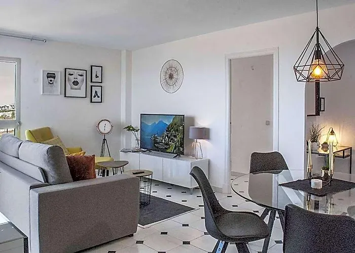 Seaside Apartment In Riviera Del Sol Ref 75