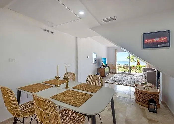 Stunning Seaview Apartment Near Marbella Ref 90