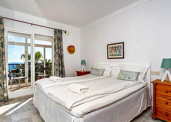 Miraflores Sea View Apartment Ref 127