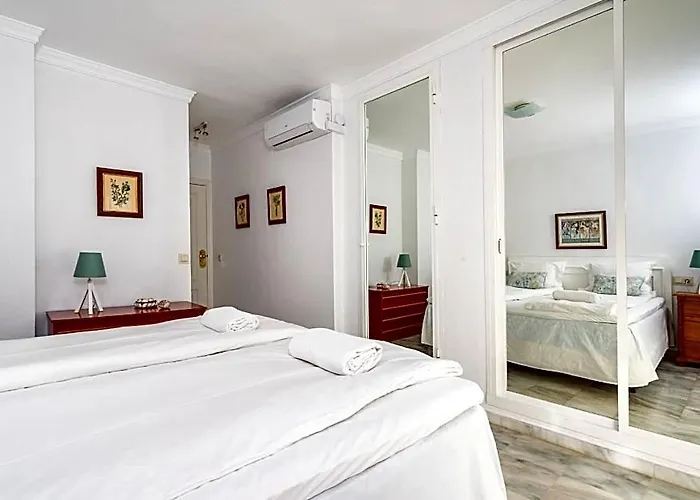 Miraflores Sea View Apartment Ref 127