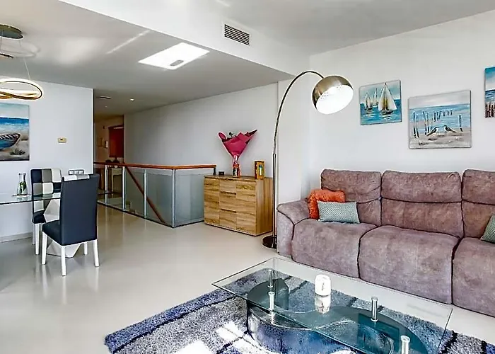 Duplex Moderno Y Luminoso, Vistas A Mar