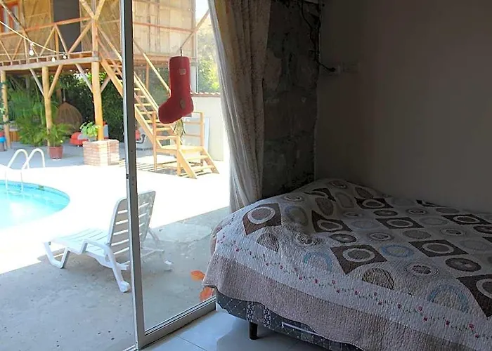 Hostal El Cascol