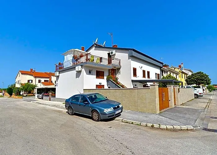 Apartment 765