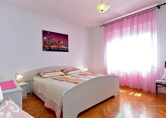 Apartment 1026