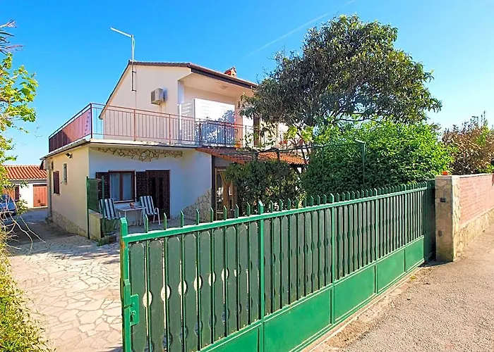 Apartment 1576