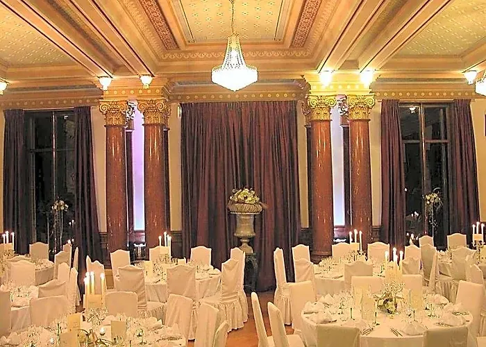Domaine De Beaupre, The Originals Relais