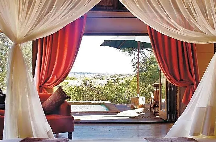 Bush Lodge