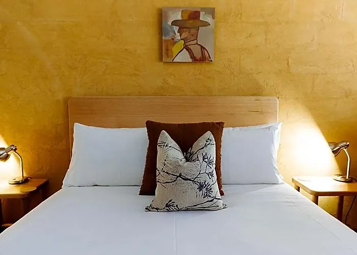 Prairie Hotel & Outback Lodge
