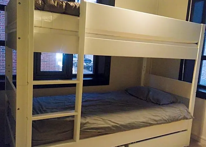 Room Near Airport #1
